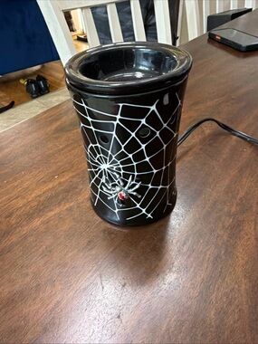 Scentsy Black Spider Web Electric Wax Warmer
